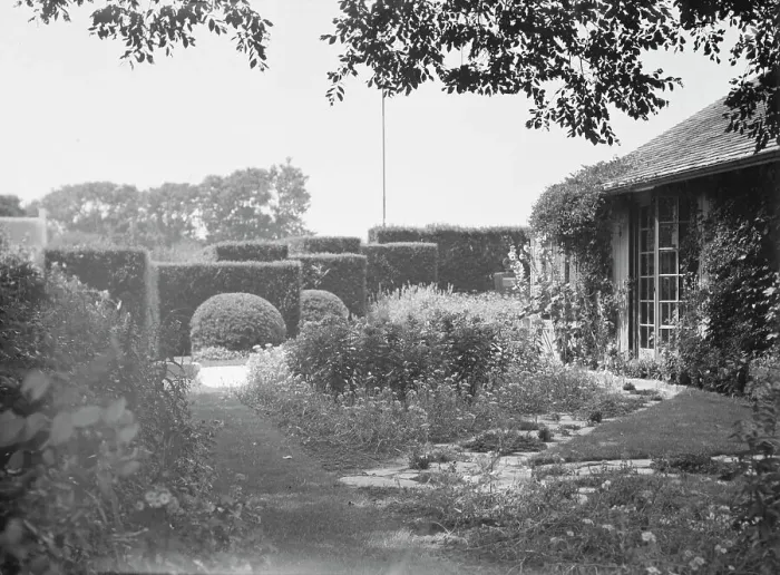 Framed Print : Breese, James, Mr. residence and garden, 1933 Creator: Arnold Genthe Framed Print : Breese, James, Mr. residence and garden, 1933 Creator: Arnold Genthe