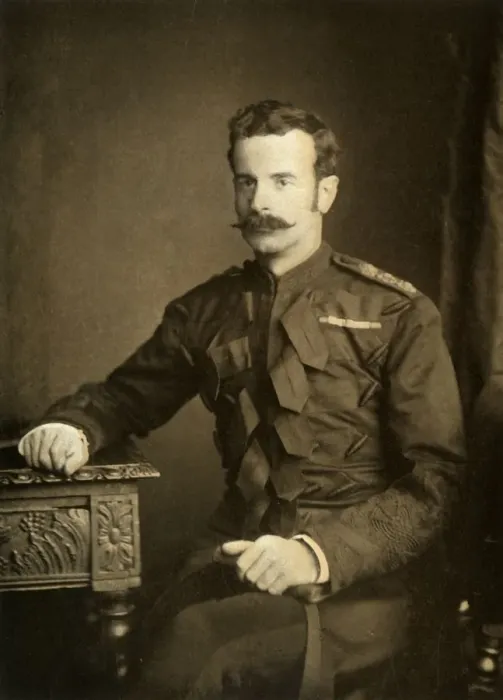 Framed Print : Brigadier-General The Earl of Dundonald, 1900. Creator: Robert Faulkner & Co Framed Print : Brigadier-General The Earl of Dundonald, 1900. Creator: Robert Faulkner & Co