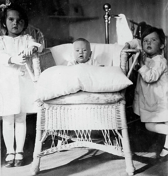 Briner Julius with his sister Vera and cousin Irina, 1920. Creator: Unknown
