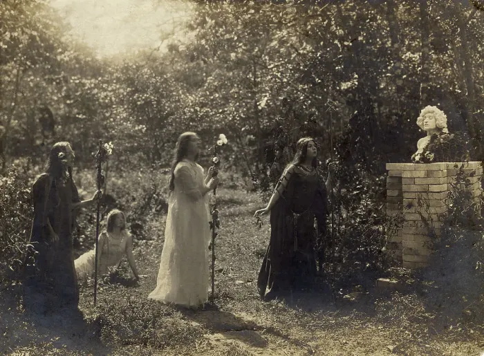 Framed Print : Briner sisters (from right to left) Nina, Maria, sitting on the ground Ekaterina Kornakova, 1914. Creator: Unknown Framed Print : Briner sisters (from right to left) Nina, Maria, sitting on the ground Ekaterina Kornakova, 1914. Creator: Unknown