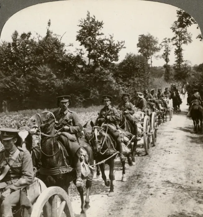 Framed Print : Bringing up reserve ammunition, World War I, 1914-1918. Artist: Realistic Travels Publishers Framed Print : Bringing up reserve ammunition, World War I, 1914-1918. Artist: Realistic Travels Publishers