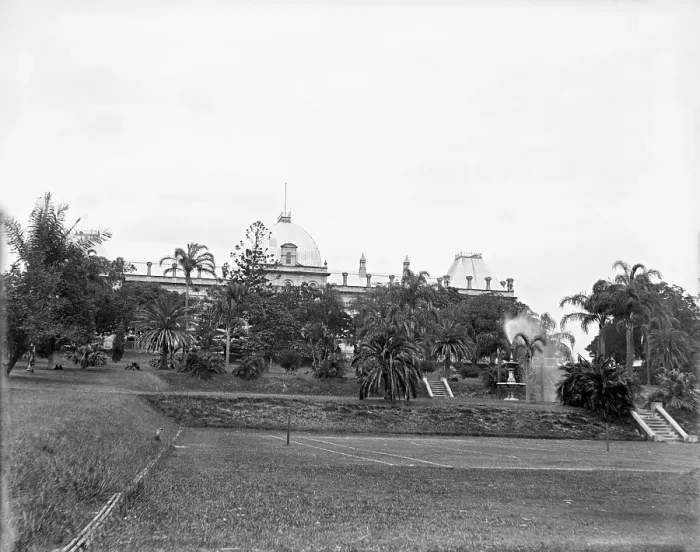 Framed Print : Brisbane City Botanic Gardens, 1910. Creator: Robert Augustus Henry L'Estrange. Brisbane City Botanic Gardens, 1910. Creator: Robert Augustus Henry L'Estrange Framed Print : Brisbane City Botanic Gardens, 1910. Creator: Robert Augustus Henry L'Estrange. Brisbane City Botanic Gardens, 1910. Creator: Robert Augustus Henry L'Estrange