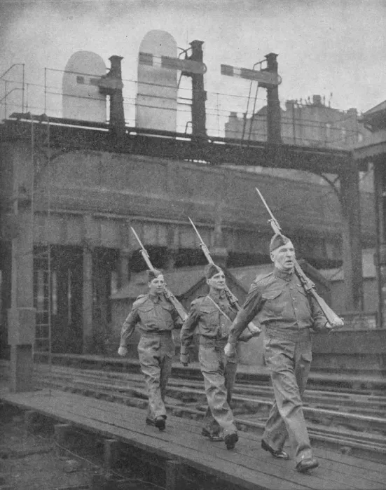 Framed Print : Britain on Guard, 1940, (1940) Framed Print : Britain on Guard, 1940, (1940)