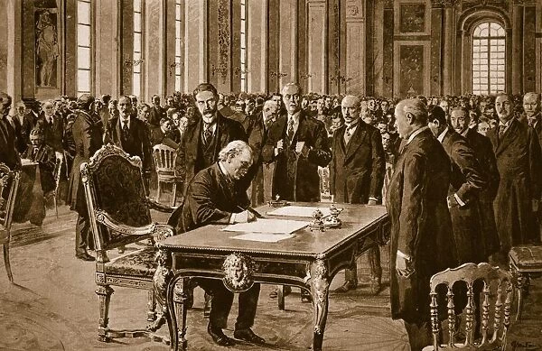 Britains Prime Minister signing the Treaty of Peace with Germany in the Hall of