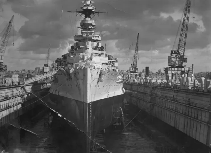 Framed Print : British battleship HMS Malaya in a floating dock, Malta, c1937 Framed Print : British battleship HMS Malaya in a floating dock, Malta, c1937