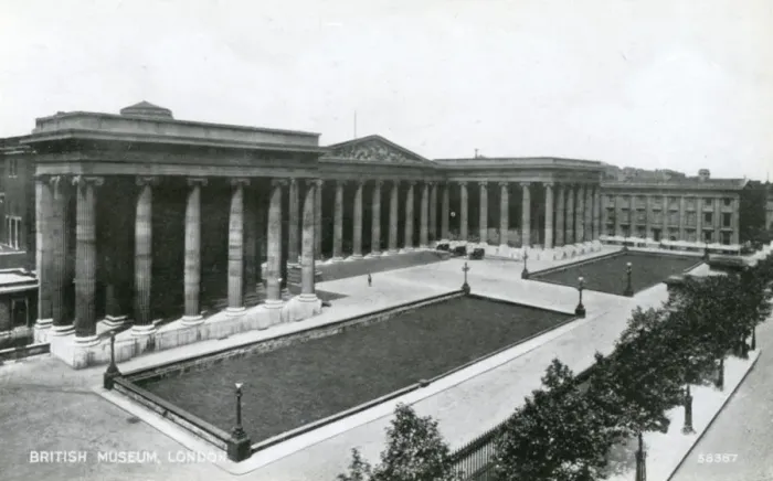 Framed Print : The British Museum, Great Russell Street, London, 20th century Framed Print : The British Museum, Great Russell Street, London, 20th century
