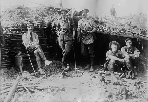 British observers in captured observation post, 6 Jun 1917. Creator: Bain News Service