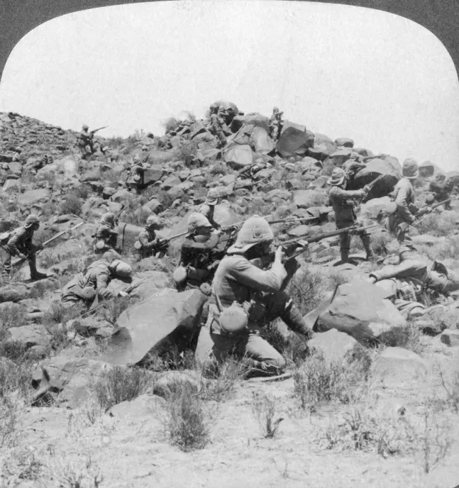 Framed Print : British soldiers in action, South Africa, Boer War, 1901. Artist: Underwood & Underwood Framed Print : British soldiers in action, South Africa, Boer War, 1901. Artist: Underwood & Underwood