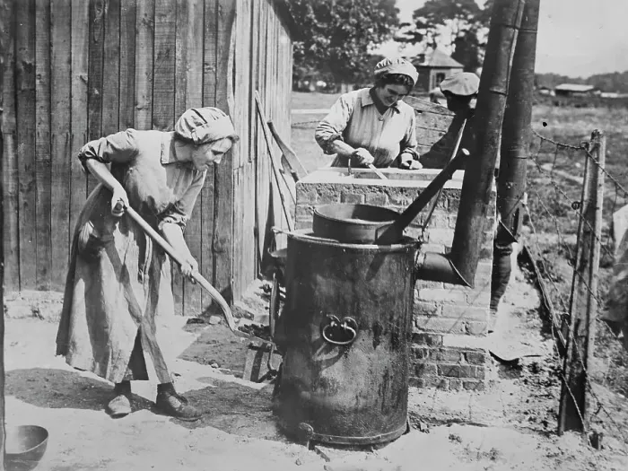 Framed Print : British women tending fat boilers at front, 24 Jul 1917. Creator: Bain News Service Framed Print : British women tending fat boilers at front, 24 Jul 1917. Creator: Bain News Service