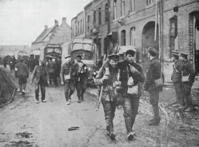Framed Print : The British wounded returning to a dressing station after an attack, 1915 Framed Print : The British wounded returning to a dressing station after an attack, 1915