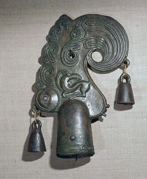 Bronze Scythian pole-top in the early style with later developments
