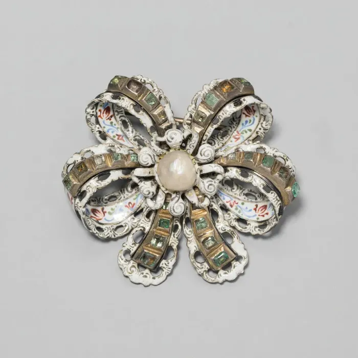 Framed Print : Brooch Shaped as a Bow, France, 17th or 19th century. Creator: Unknown Framed Print : Brooch Shaped as a Bow, France, 17th or 19th century. Creator: Unknown