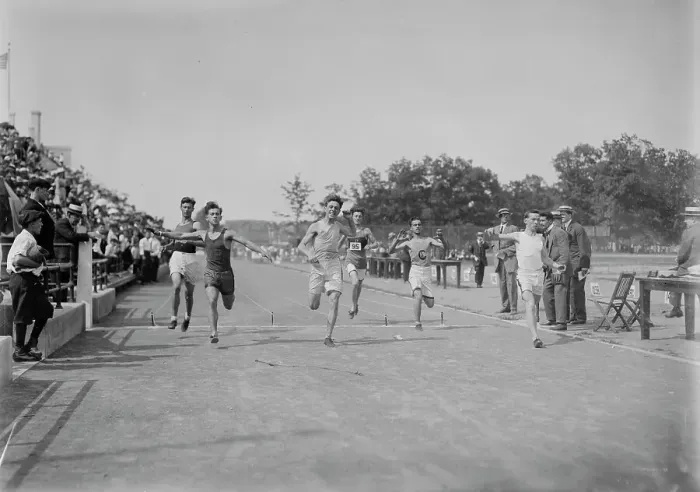 Framed Print : Brooklyn Children's Field Day [50 yd. final], between c1910 and c1915. Creator: Bain News Service