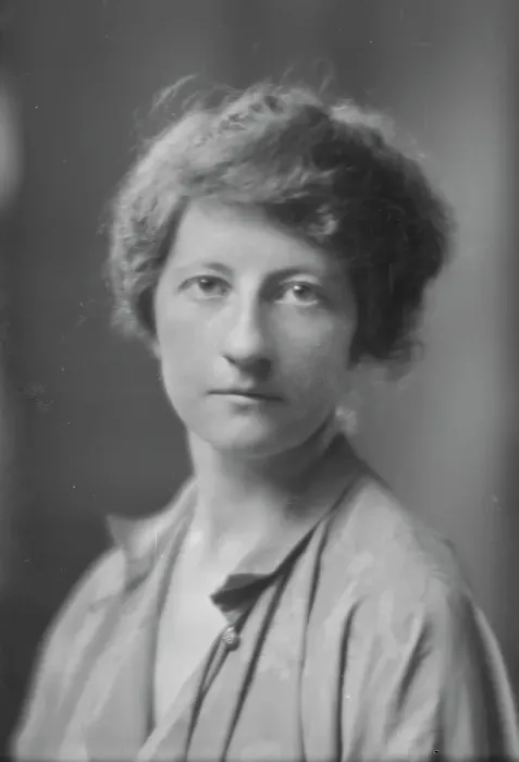 Framed Print : Brown, M.M. Miss, portrait photograph, 1915 Apr. Creator: Arnold Genthe Framed Print : Brown, M.M. Miss, portrait photograph, 1915 Apr. Creator: Arnold Genthe
