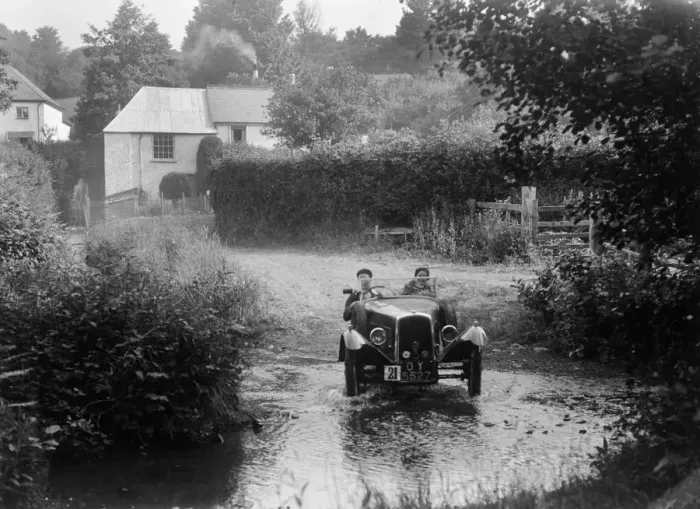 Framed Print : BSA 3-wheeler, B&HMC Brighton-Beer Trial, Windout Lane, near Dunsford, Devon, 1934 Framed Print : BSA 3-wheeler, B&HMC Brighton-Beer Trial, Windout Lane, near Dunsford, Devon, 1934