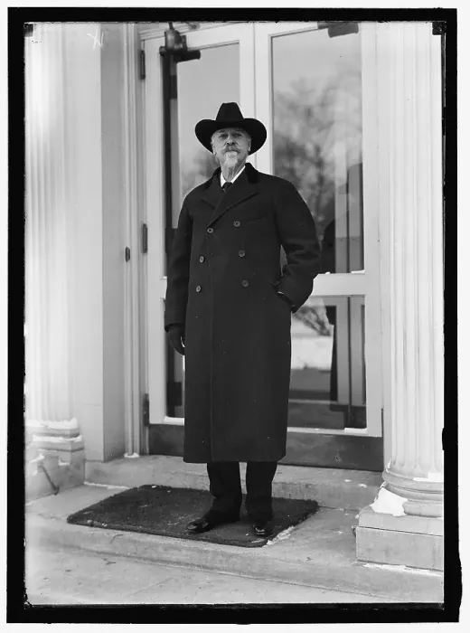 Framed Print : Buffalo Bill Cody, between 1913 and 1917. Creator: Harris & Ewing. Buffalo Bill Cody, between 1913 and 1917. Creator: Harris & Ewing Framed Print : Buffalo Bill Cody, between 1913 and 1917. Creator: Harris & Ewing. Buffalo Bill Cody, between 1913 and 1917. Creator: Harris & Ewing