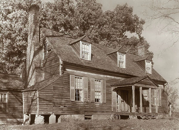 Buffalo Springs farm house, Buffalo Springs, Mecklenburg County, Virginia, 1935. Creator: Frances Benjamin Johnston