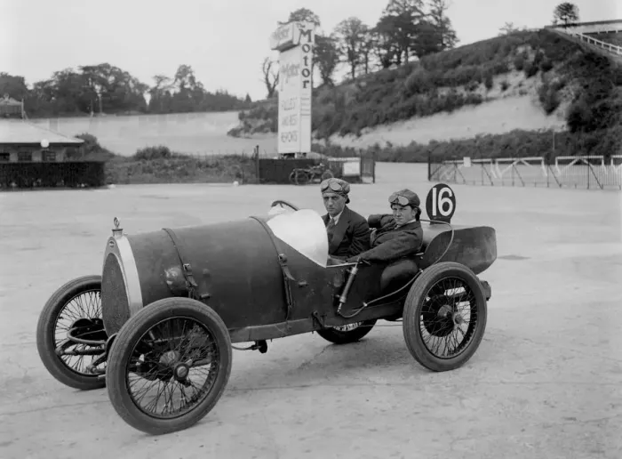 Framed Print : Bugatti Brescia of Leon Cushman, JCC 200 Mile Race, Brooklands, 1922. Artist: Bill Brunell Framed Print : Bugatti Brescia of Leon Cushman, JCC 200 Mile Race, Brooklands, 1922. Artist: Bill Brunell