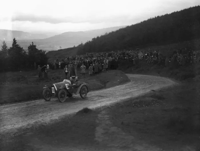 Framed Print : Bugatti Brescia of Raymond Mays, winner of the 1500cc class, Caerphilly Hillclimb, Wales, 1922 Framed Print : Bugatti Brescia of Raymond Mays, winner of the 1500cc class, Caerphilly Hillclimb, Wales, 1922