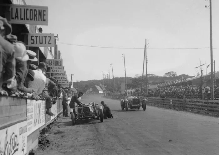 Framed Print : Bugatti Type 35 passing a Lombard in the pits at the Boulogne Motor Week, France, 1928 Framed Print : Bugatti Type 35 passing a Lombard in the pits at the Boulogne Motor Week, France, 1928