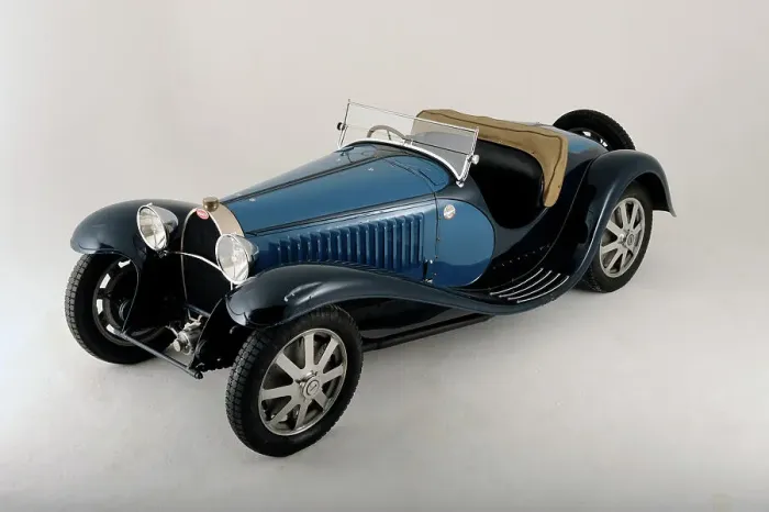 Framed Print : Bugatti type 55 1932. Artist: Simon Clay Framed Print : Bugatti type 55 1932. Artist: Simon Clay