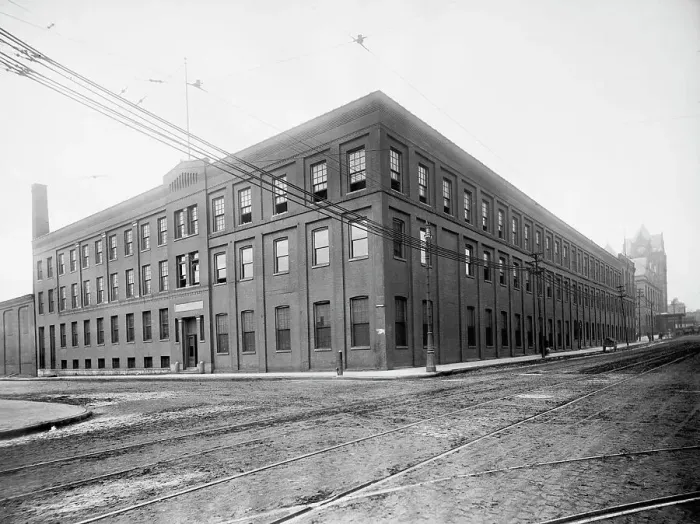 Framed Print : Buhl Stamping Co. building, Detroit, Mich. between 1905 and 1915. Creator: Unknown Framed Print : Buhl Stamping Co. building, Detroit, Mich. between 1905 and 1915. Creator: Unknown