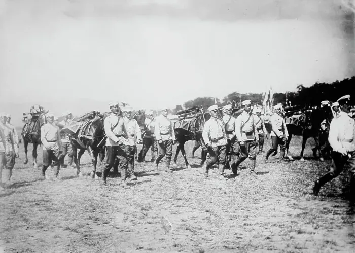 Framed Print : Bulgarians on march, between c1910 and c1915. Creator: Bain News Service Framed Print : Bulgarians on march, between c1910 and c1915. Creator: Bain News Service