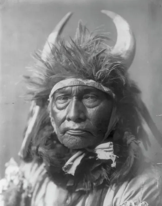 Framed Print : Bull Chief-Apsaroke, c1908. Creator: Edward Sheriff Curtis Framed Print : Bull Chief-Apsaroke, c1908. Creator: Edward Sheriff Curtis