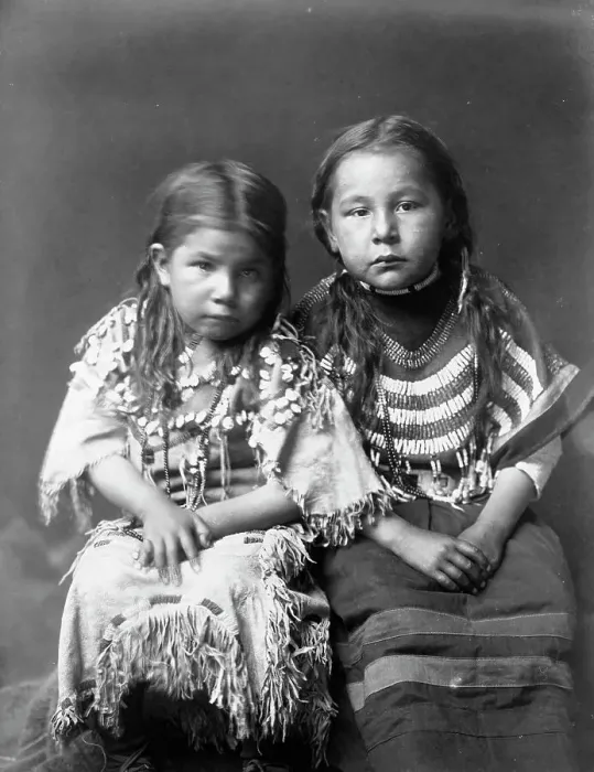 Framed Print : Bull Shoe's children, c1910. Creator: Edward Sheriff Curtis Framed Print : Bull Shoe's children, c1910. Creator: Edward Sheriff Curtis