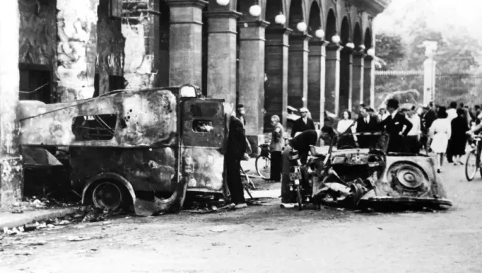Framed Print : Burned out vehicles in the Rue de Castiglione, liberation of Paris, 25 August 1944 Framed Print : Burned out vehicles in the Rue de Castiglione, liberation of Paris, 25 August 1944