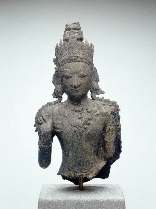 Framed Print : Bust of Crowned and Adorned Buddha, 16th  /  18th century. Creator: Unknown