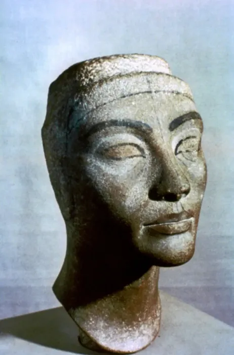 Framed Print : Bust of Nefertiti, Egypt, 1375 BC