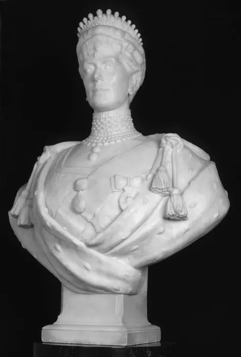 Framed Print : Bust of Queen Mary, consort of King George V, 1914. Artist: George Frampton Framed Print : Bust of Queen Mary, consort of King George V, 1914. Artist: George Frampton