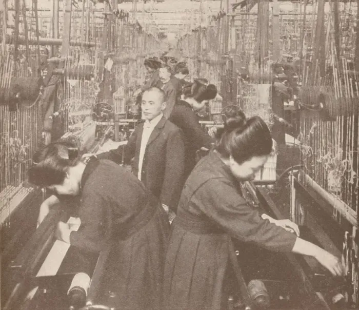Framed Print : The busy interior of a flourishing silk factory in Japan, 1907 Framed Print : The busy interior of a flourishing silk factory in Japan, 1907