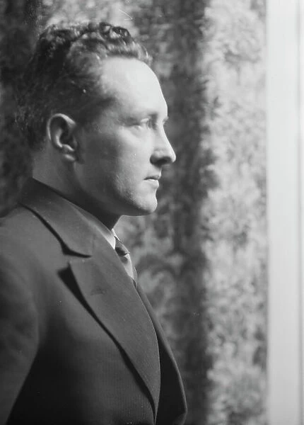 Byrd, Richard Evelyn, Commander, portrait photograph, 1928 May 9. Creator: Arnold Genthe