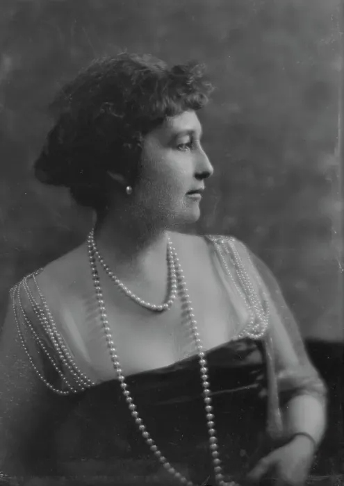 Framed Print : Byrne, James, Mrs. portrait photograph, 1917 June 2. Creator: Arnold Genthe Framed Print : Byrne, James, Mrs. portrait photograph, 1917 June 2. Creator: Arnold Genthe