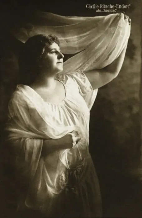 Framed Print : Cacilie Rusche-Endorf (1873-1939) as Isolde in opera Tristan and Isolde by Richard Wagner, 1910 Framed Print : Cacilie Rusche-Endorf (1873-1939) as Isolde in opera Tristan and Isolde by Richard Wagner, 1910