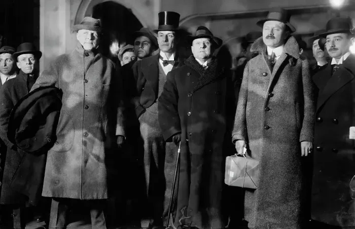 Framed Print : C.A.H. Friedmann, C. deVidal Hundt, C.E. Finlay, Dr. F.F. Friedmann, 1913. Creator: Bain News Service Framed Print : C.A.H. Friedmann, C. deVidal Hundt, C.E. Finlay, Dr. F.F. Friedmann, 1913. Creator: Bain News Service