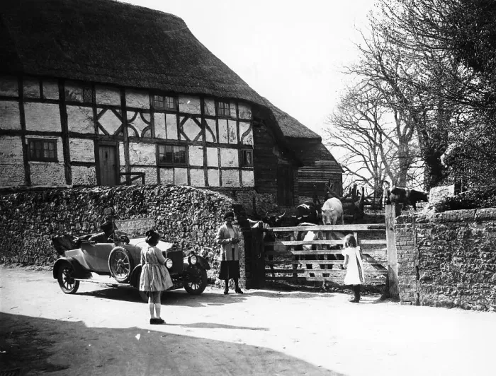 Framed Print : Calcott 2-seater car parked outside a farm gate, c1921-c1922 Framed Print : Calcott 2-seater car parked outside a farm gate, c1921-c1922