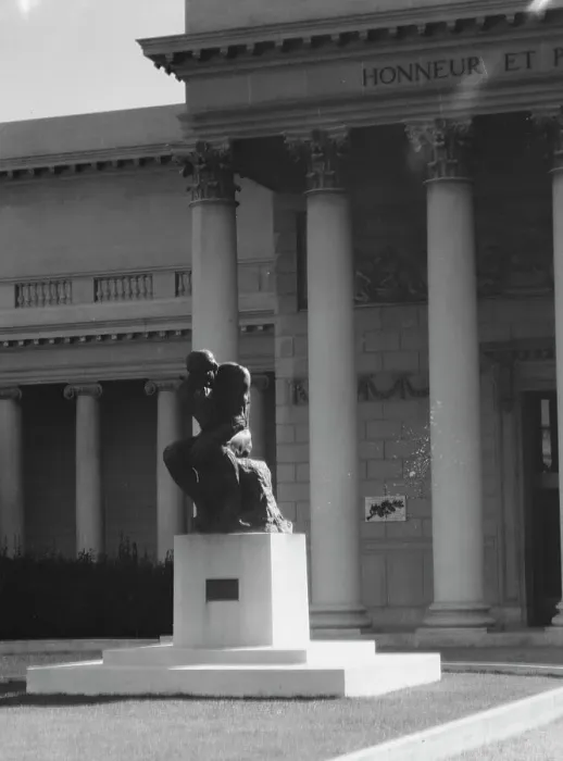 Framed Print : California Palace of the Legion of Honor, San Francisco, California, 1927 Creator: Arnold Genthe
