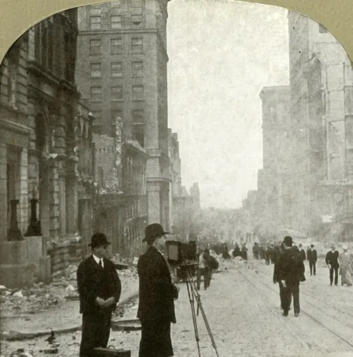 Framed Print : California St. looking forward toward the ferry depot - Banking District, 1906 Framed Print : California St. looking forward toward the ferry depot - Banking District, 1906
