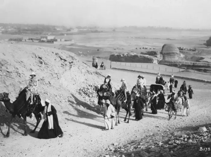Framed Print : Camel tour, Giza, Egypt, c1920s-c1930s(?) Framed Print : Camel tour, Giza, Egypt, c1920s-c1930s(?)