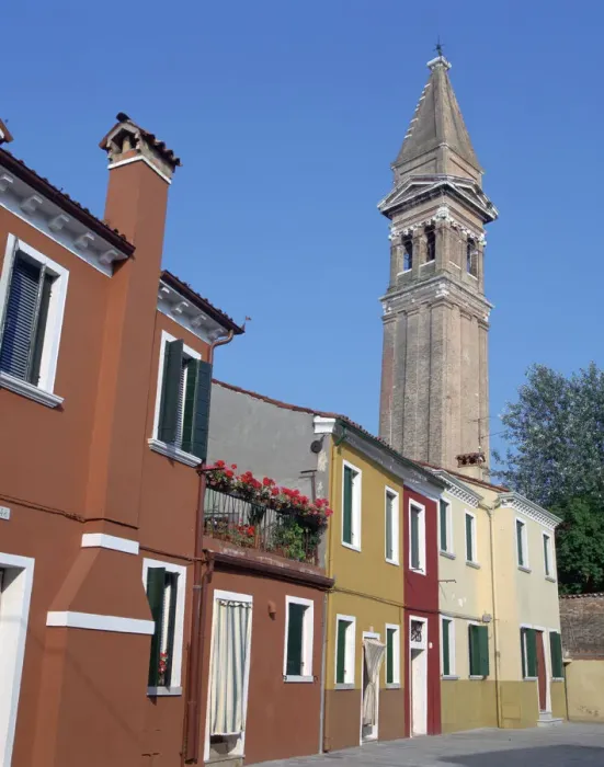 Framed Print : Campanile of the Church of San Martino and painted houses, Burano, Venice, Italy Framed Print : Campanile of the Church of San Martino and painted houses, Burano, Venice, Italy