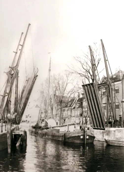Framed Print : Canal bridge and boats, Dordrecht, Netherlands, 1898. Artist: James Batkin Framed Print : Canal bridge and boats, Dordrecht, Netherlands, 1898. Artist: James Batkin