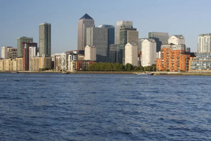 Framed Print : Canary Wharf, London, 2009 Framed Print : Canary Wharf, London, 2009