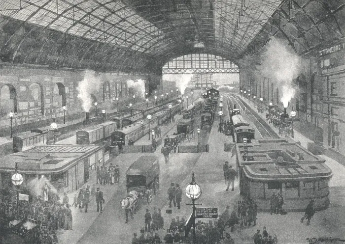 Framed Print : Cannon Street Station - Night, 1891. Creator: William Luker. Cannon Street Station - Night, 1891. Creator: William Luker Framed Print : Cannon Street Station - Night, 1891. Creator: William Luker. Cannon Street Station - Night, 1891. Creator: William Luker