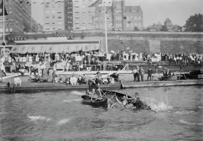 Framed Print : Canoe Tilting, between c1910 and c1915. Creator: Bain News Service Framed Print : Canoe Tilting, between c1910 and c1915. Creator: Bain News Service