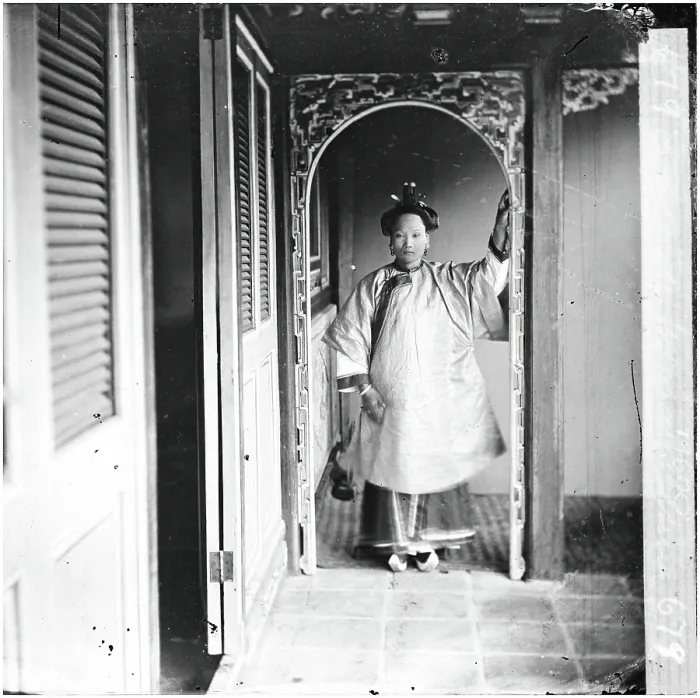 Framed Print : Canton (Guangzhou), Kwangtung province, China: a Cantonese woman, 1869. Creator: John Thomson Framed Print : Canton (Guangzhou), Kwangtung province, China: a Cantonese woman, 1869. Creator: John Thomson