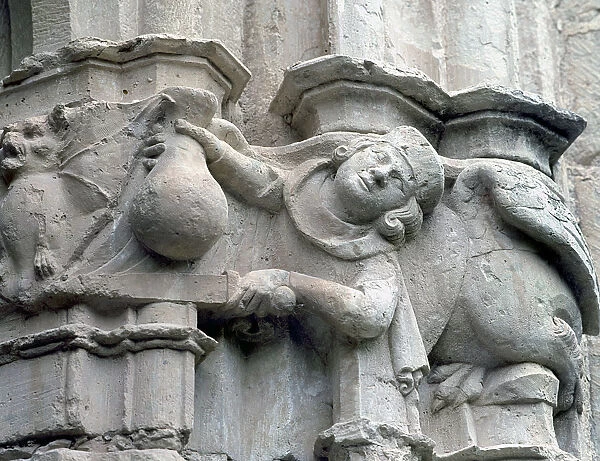 Detail of a capital of the cloister of the Monastery of Santes Creus, by Reinard of Fonoll