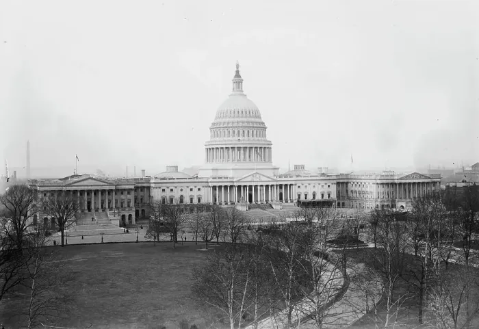 Framed Print : Capitol - Washington, D.C. between c1910 and c1915. Creator: Bain News Service Framed Print : Capitol - Washington, D.C. between c1910 and c1915. Creator: Bain News Service